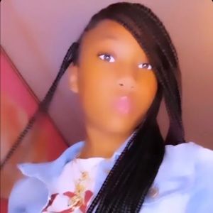 Meet your Posher, Imani
